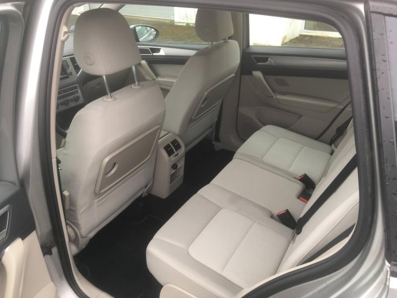 VOLKSWAGEN Golf Sportsvan 1.4 TSI 125ch BlueMotion Technology Confortline