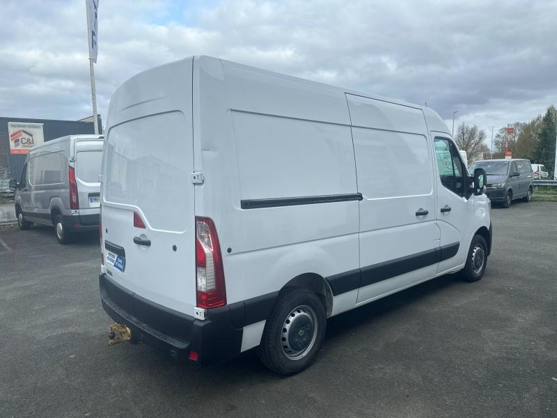 RENAULT Master Fg F3300 L2H2 2.3 dCi 135ch Grand Confort E6
